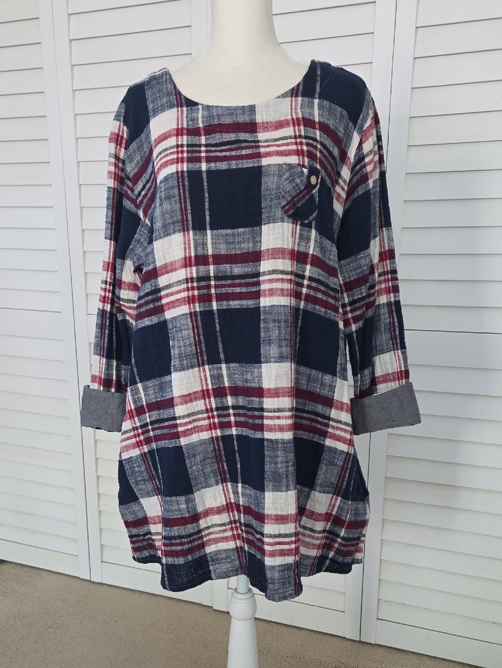 Heart Market Plaid Tunic Top